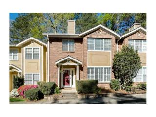 1071 Woodbridge Holw, Atlanta, GA 30306-2351
