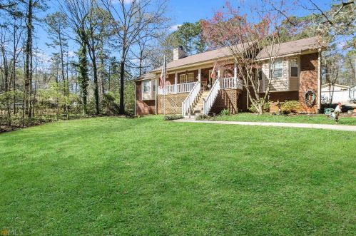 70 Cook Ln, Stockbridge, GA 30281-5150