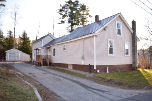 13 Grove St, Unity, NH 03743-2422