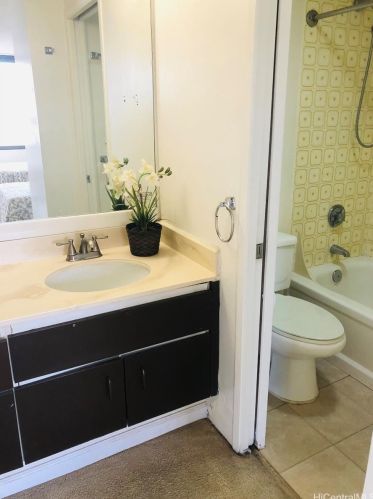 201 Ohua Ave, Honolulu HI 96815-3653 exterior