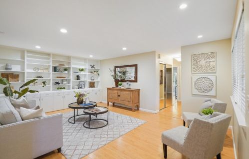 264 Whisman Rd, Mountain View, CA 94041-1516
