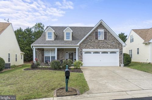 6611 Twin Cedars Ct, Fredericksburg, VA 22407-3704