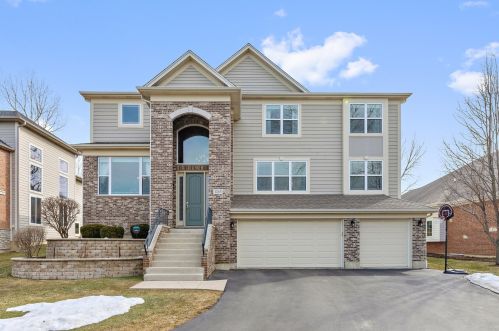 1265 Portage Ave, Palatine, IL 60067-1802