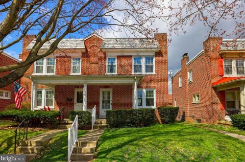 853 Madison St, Lancaster, PA 17602-2423