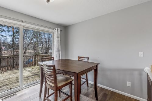 3940 Beryl Rd, Saint Paul MN  55122-1613 exterior
