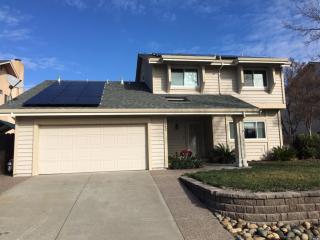 242 Donegal Ct, Vacaville, CA 95688-9217
