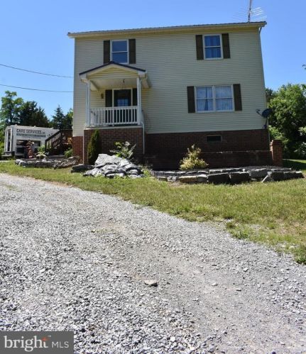 639 Crawford Quarry Rd, Falling Waters, WV 25419-4551