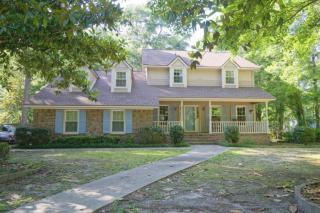 100 Huckleberry Ln, Summerville, SC 29485-8064