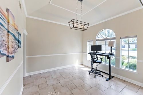 928 Coventry Ct, Fresno, CA 93720-1367