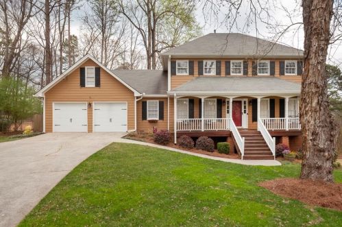 2926 Highland Park Dr, Stone Mountain, GA 30087-3934