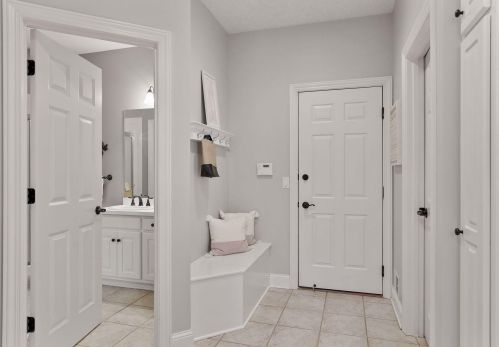 3544 Crestmoor Dr, Saint Paul MN  55125-5028 exterior