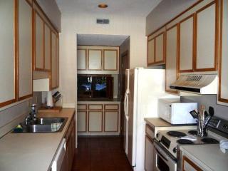 7 Vauxhall Pl, Chapel Hill NC  27517-8615 exterior