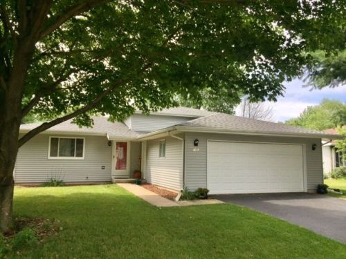 161 Dolores St, Oswego, IL 60543-9124