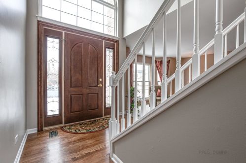1096 Victoria Dr, Barrington Hills, IL 60021