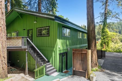 21538 Moscow Rd, Russian River, CA 95462-9790