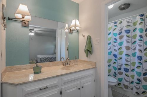 6116 Blue Spruce Cir, Fort Worth TX 76137-2135 exterior