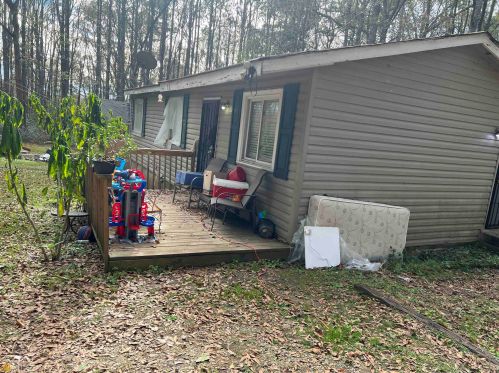 97 College St, Temple, GA 30179-3784