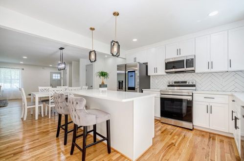 3192 Candace Dr, Atlanta GA  30316-4932 exterior
