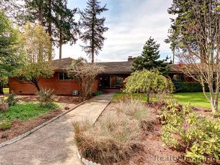 681 Douglas St, Barlow, OR 97013-3914