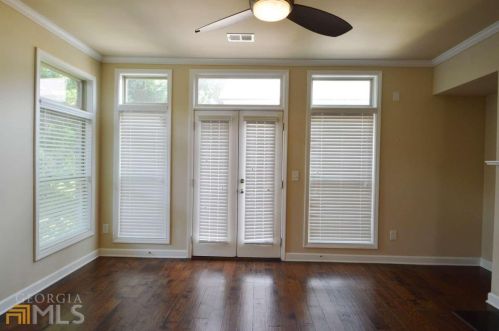 2253 Lavista Ct, Atlanta GA  30324-3769 exterior