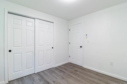 554 Old Hartford Rd, Colchester CT  06415-2732 exterior