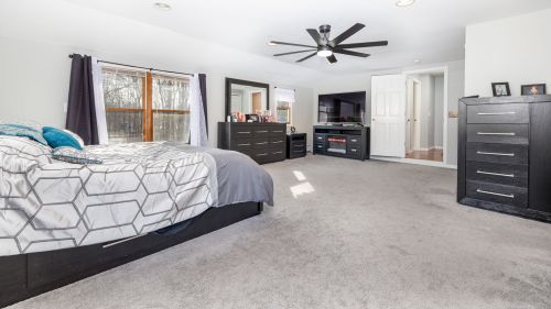20 Alfred Dr, Colchester CT  06415-1766 exterior