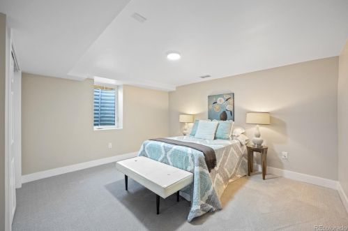 7330 Syracuse Ct, Englewood CO  80112-1749 exterior