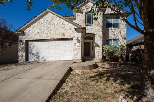 10112 Channel Island Dr, Austin TX  78747-2686 exterior