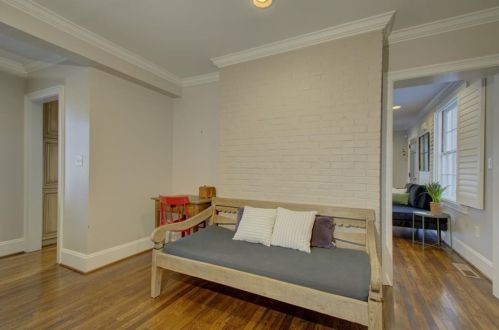 627 Hillpine Dr, Atlanta GA  30306-3222 exterior