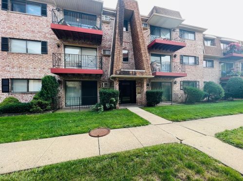 5303 Delphia Ave, Chicago IL  60656-4601 exterior