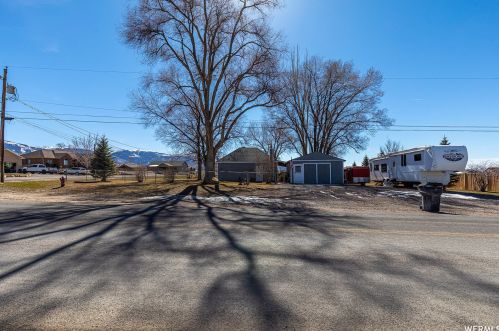 590 200, Mount Pleasant UT 84647-1233 exterior