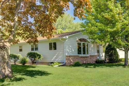 1310 Walnut St, Hastings, MN 55033-2623