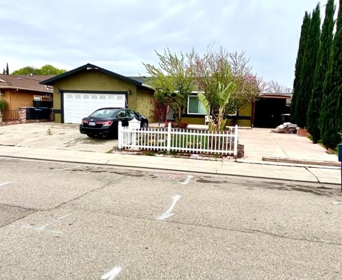 1870 Alegre Dr, Tracy, CA 95376-2227