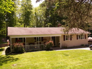 904 Crest Rd, Fredon, NJ 07860-4579