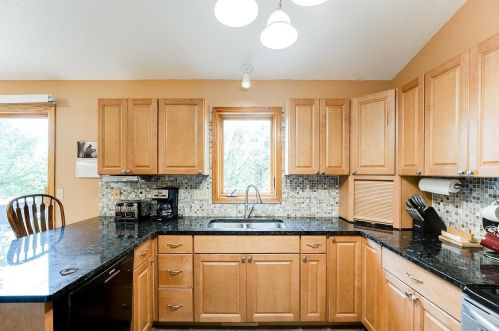 1980 Heath Ave, Saint Paul MN  55128-5206 exterior