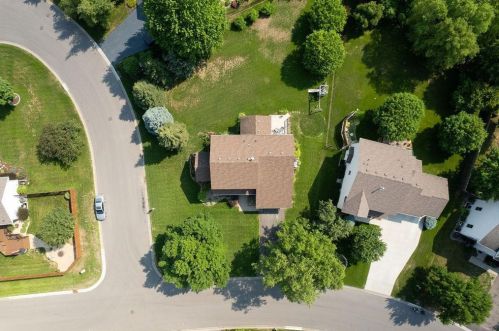 8009 Greenbriar Ln, Saint Paul MN  55125-8472 exterior