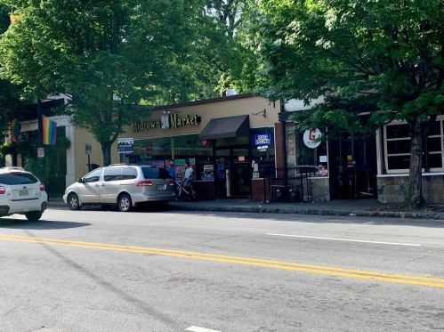 242 12th St, Atlanta GA  30309-4010 exterior