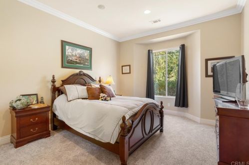 2021 Pleasant Heights Dr, Vista CA  92084-2844 exterior