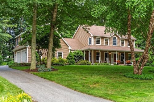 41 Deer Meadow Ln, Hebron, CT 06248-1454