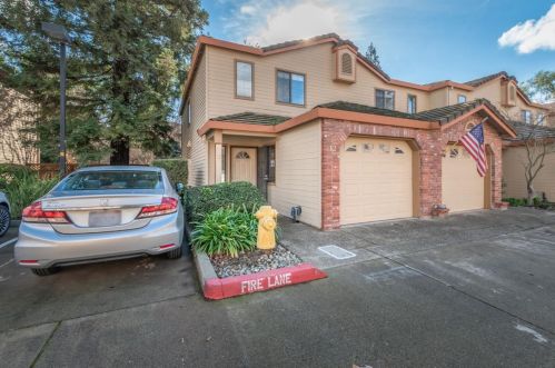 2250 Scarborough Dr, Lodi, CA 95240-6641
