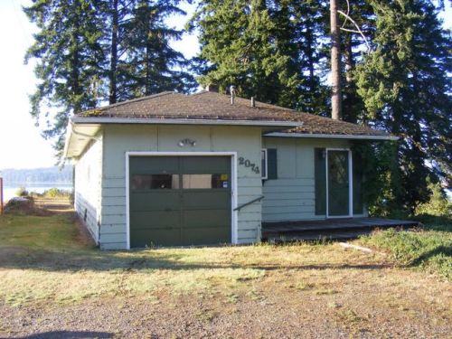 2074 Benson Pl, Newport, OR 97365-9625