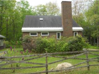 99 Grey Rock Rd, Belmont, NH 03220-3803