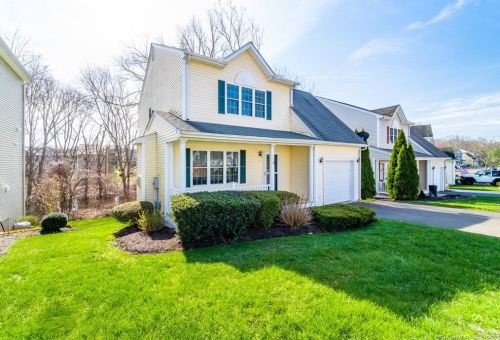 3 Sycamore Way, Wallingford, CT 06492-4380
