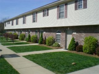 3453 Oaklawn Cir, Blmgtn IN  47401-8563 exterior
