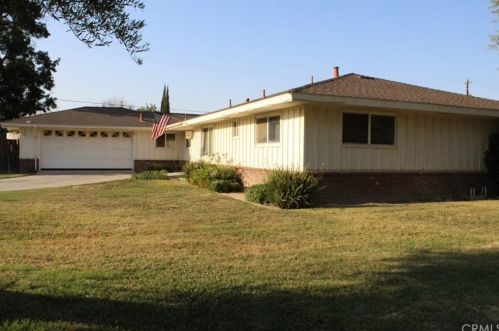 301 Fall Ave, Madera, CA 93637-4114