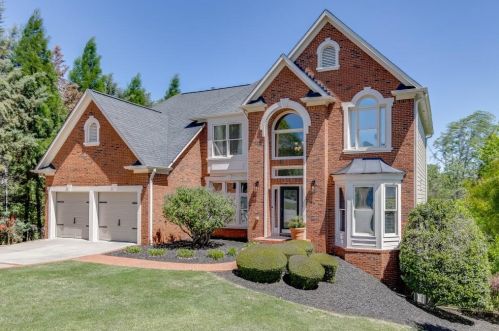 602 Summer Forest Pl, Suwanee, GA 30024-7463