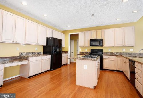 583 Windsong Dr, Aberdeen MD  21001-1809 exterior