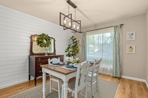 2207 Baltusrol Dr, Austin TX  78747-1202 exterior