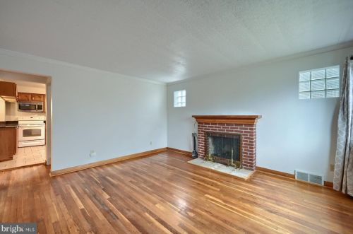 5022 Utah Ave, Harrisburg, PA 17109-5570