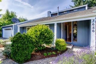 3656 172nd Ave, Redmond, WA 98052-5702